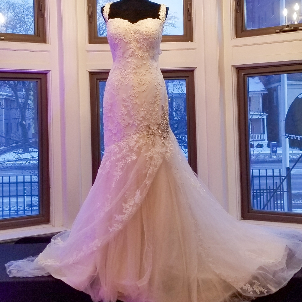 Jasmine Bridal Wedding Gown #F151001 NWT